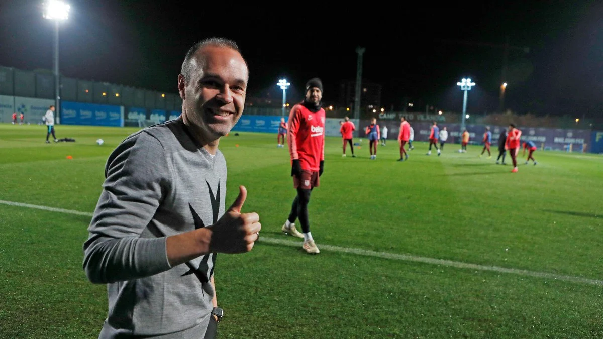 Iniesta, en la ciudad deportiva del Barcelona