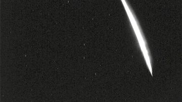Bola de fuego de un asteroide en el cielo de Granada