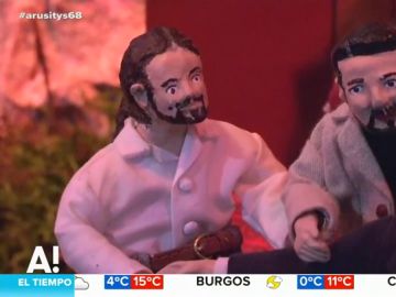 Pablo Iglesias, Susana Díaz o los concursantes de Opración Triunfo se cuelan en el original belén artesanal de Valga Pablo Iglesias, Susana Díaz o los concursantes de Opración Triunfo se cuelan en el original belén artesanal de Valga