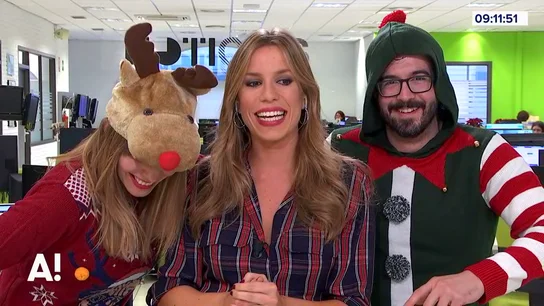 La mejor exhibición de jerseys navideños de los redactores de la cadena La mejor exhibición de jerseys navideños de los redactores de la cadena