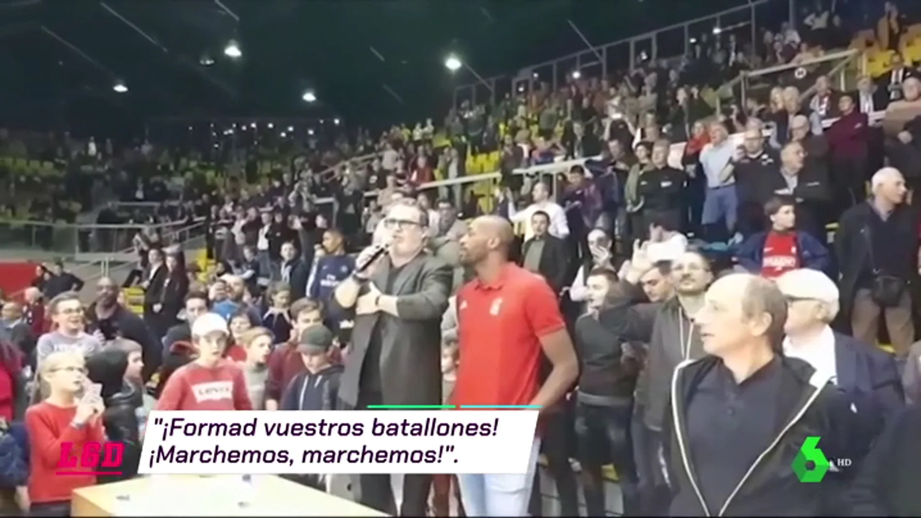 Los asistentes a un partido de baloncesto en Estrasburgo se enteran del atentado y responden cantando la Marsellesa