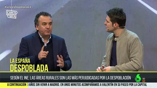 Brasero en el plató de Carretera y manta Brasero en el plató de Carretera y manta