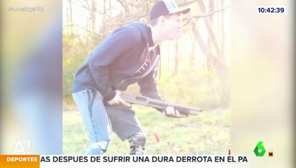 La máxima expresión del masoquismo: se castiga sus partes íntimas con el retroceso de su fusil La máxima expresión del masoquismo: se castiga sus partes íntimas con el retroceso de su fusil