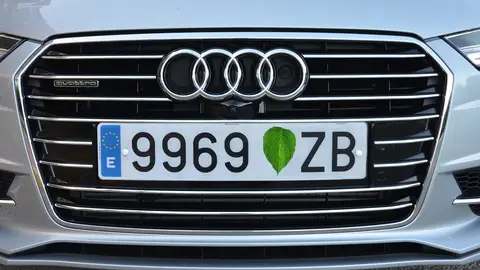 Matrícula de coche Nuevo método prohibido que evita la correcta lectura de la matrícula por un radar
