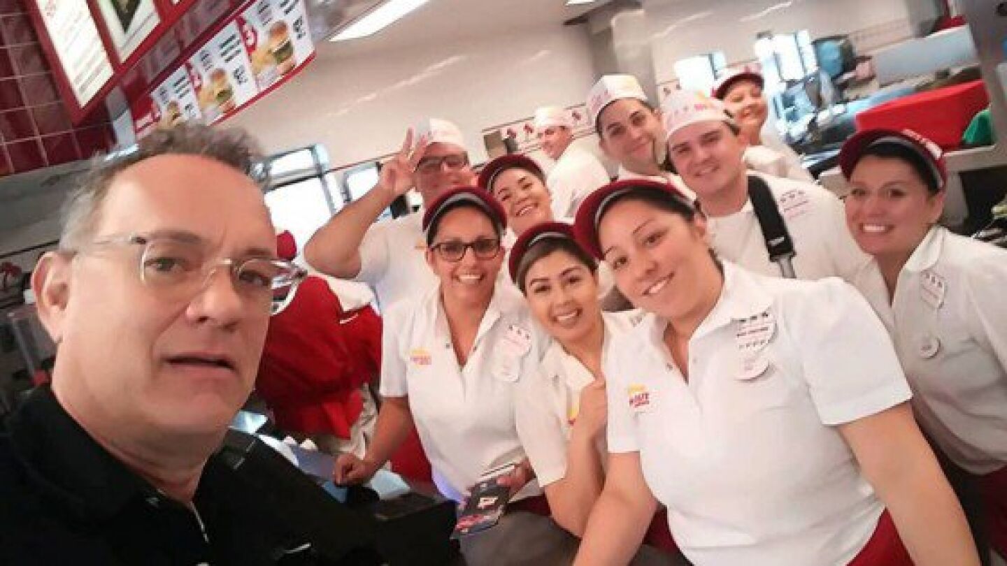Tom Hanks en la hamburgueser&iacute;a