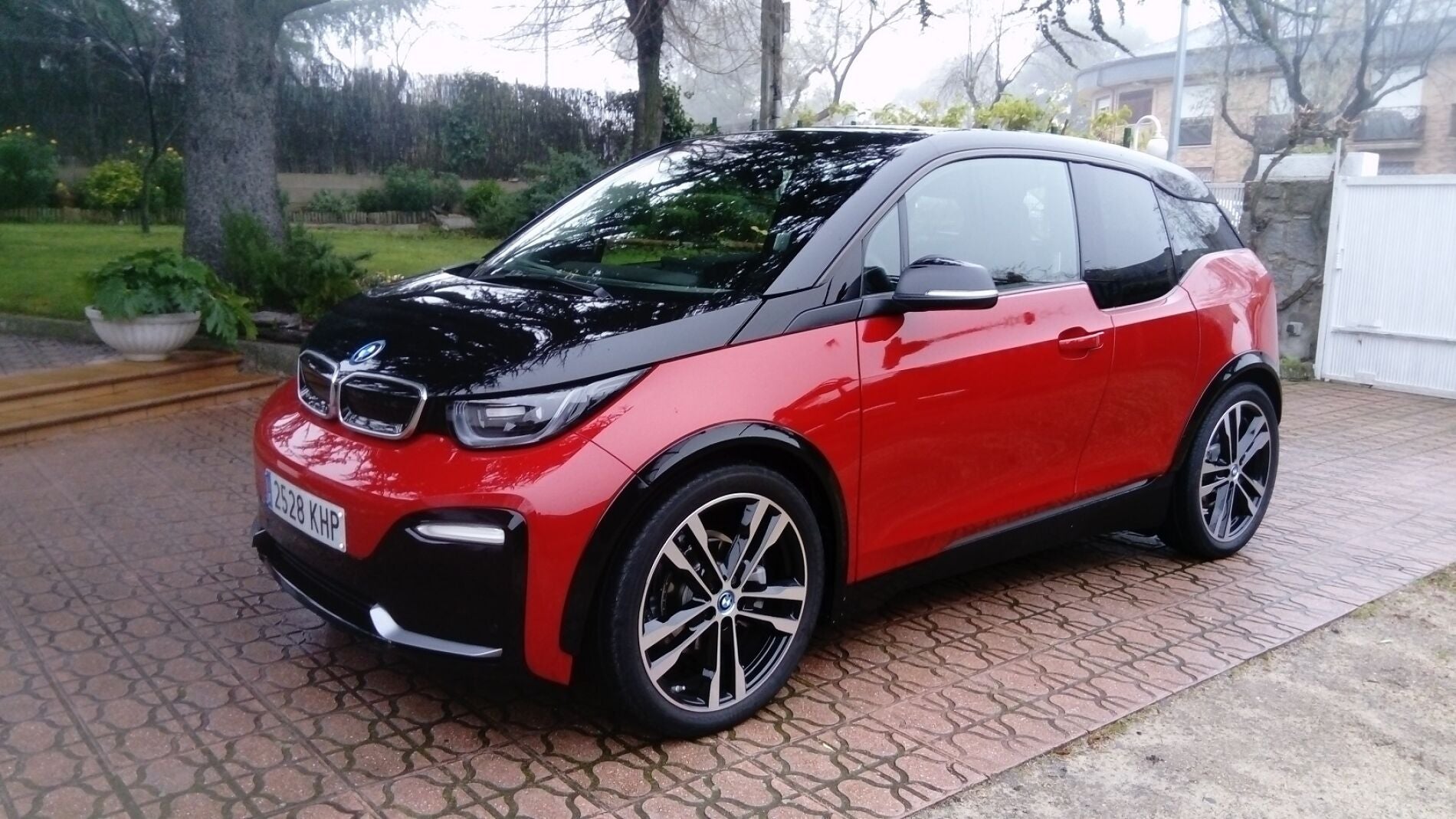 BMW i3S