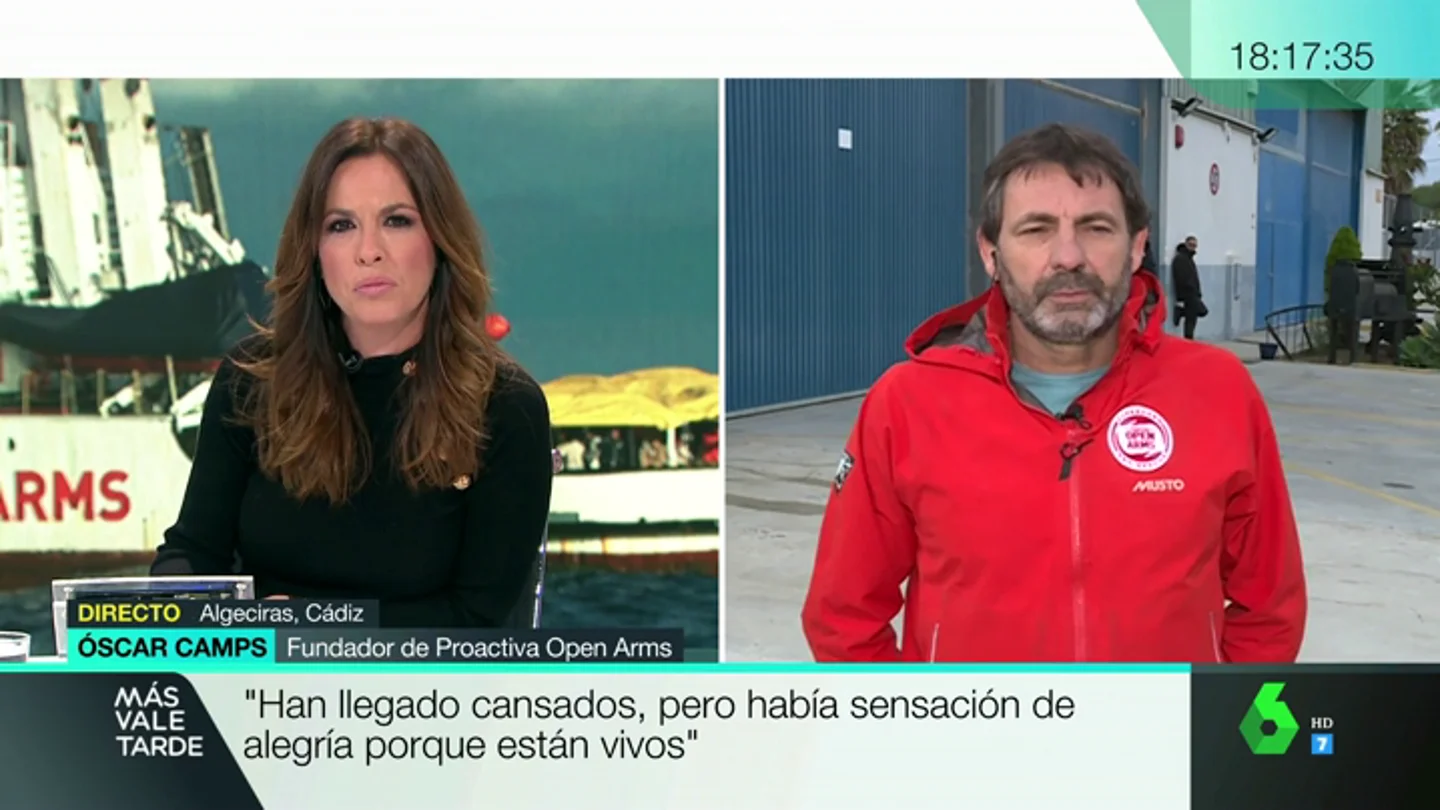 Óscar Camps, tras la llegada del Open Arms a Algeciras: "Han llegado cansados, pero satisfechos porque están vivos" Óscar Camps, tras la llegada del Open Arms a Algeciras: "Han llegado cansados, pero satisfechos porque están vivos"