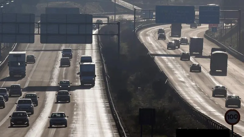 Tráfico en Madrid durante un episodio de contaminación