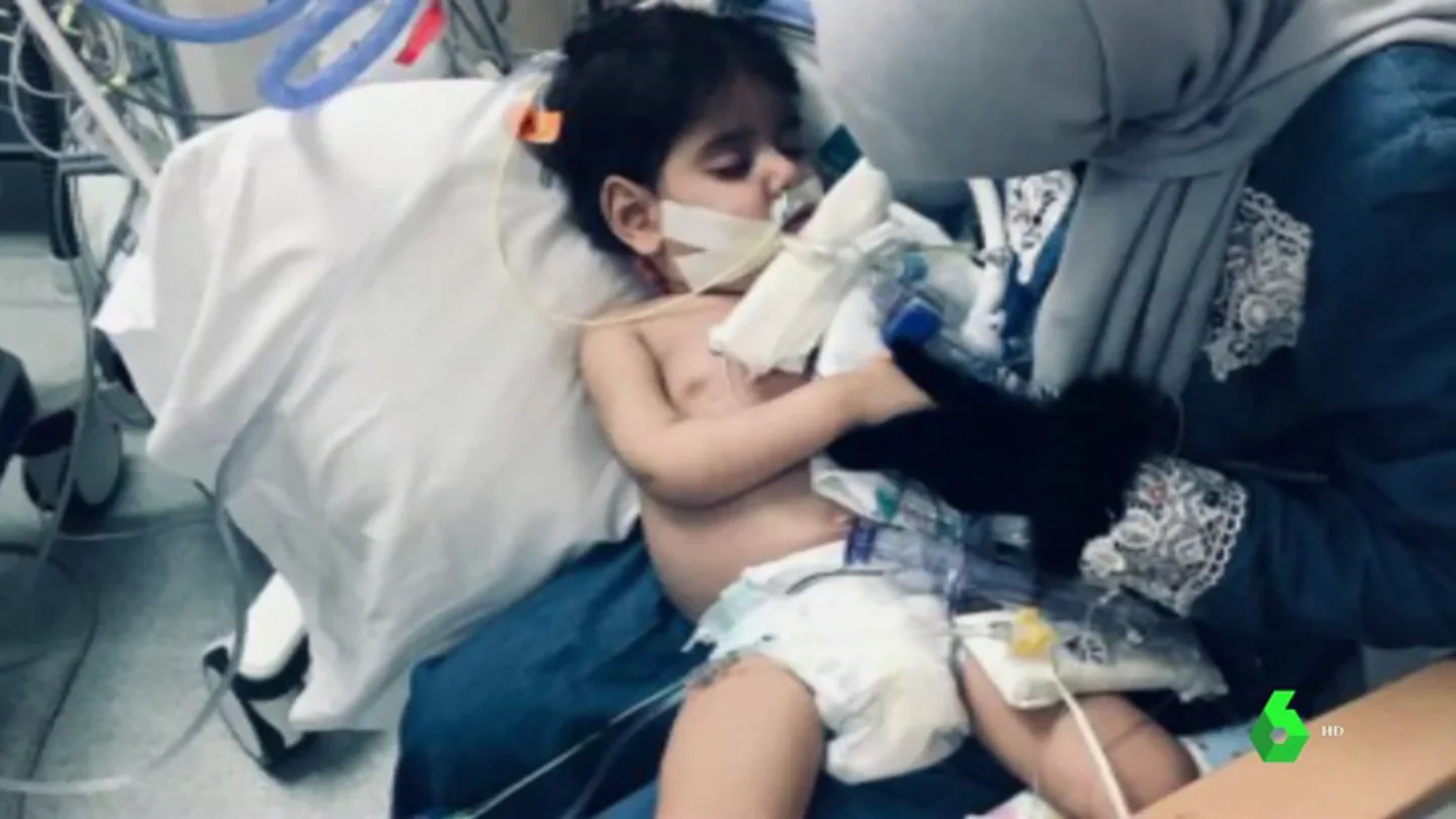 niño yemení-estadounidense enfermo al que Donald Trump no dejaba ver a su madre niño yemení-estadounidense enfermo al que Donald Trump no dejaba ver a su madre