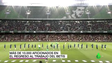 Había ganas de Betis en el Benito Villamarín: hasta 10.000 aficionados en el entrenamiento de los de Setién