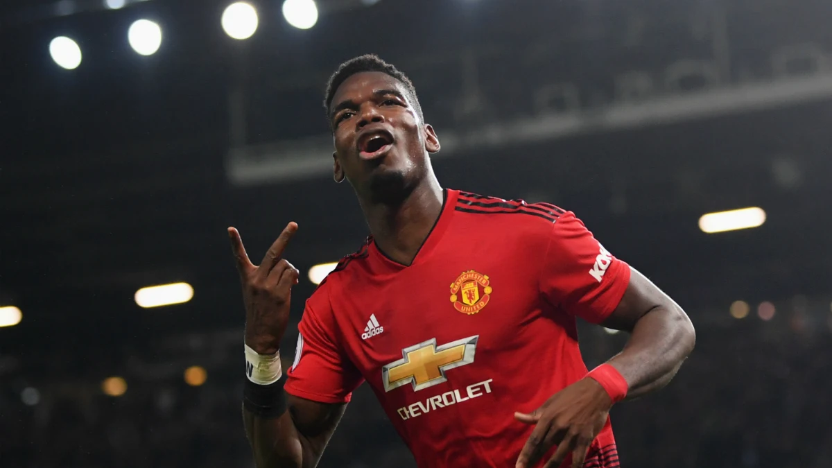 Pogba celebra un gol con el United