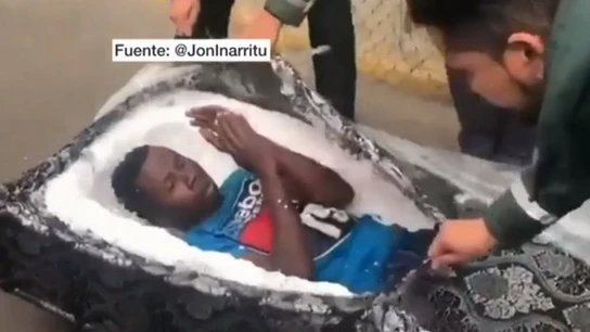 Imagen de los migrantes encontrados en el interior de colchones en la frontera de Melilla Imagen de los migrantes encontrados en el interior de colchones en la frontera de Melilla