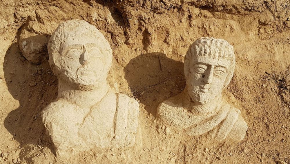 Imagen de los bustos funerarios romanos encontrados en la ciudad norteña israelí de Beit Shean