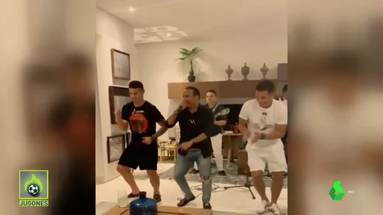 El duelo de baile entre James Rodríguez y Teo Gutiérrez El duelo de baile entre James Rodríguez y Teo Gutiérrez