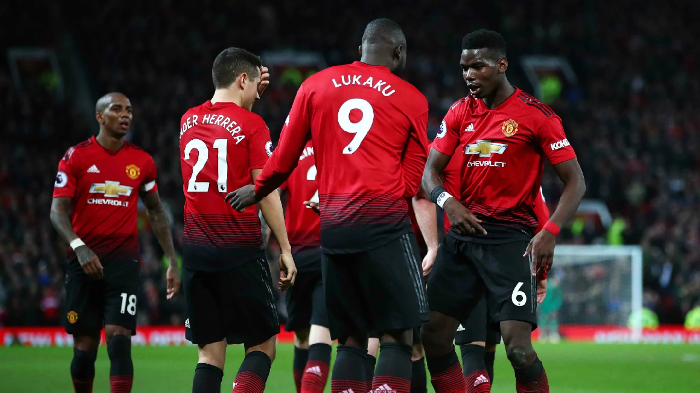 Pogba y Lukaku celebran un gol con el Man U Pogba y Lukaku celebran un gol con el Man U