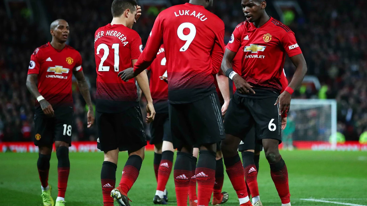 Pogba y Lukaku celebran un gol con el Man U