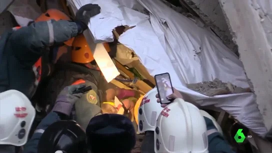 Bebé rescatado en Rusia Bebé rescatado en Rusia