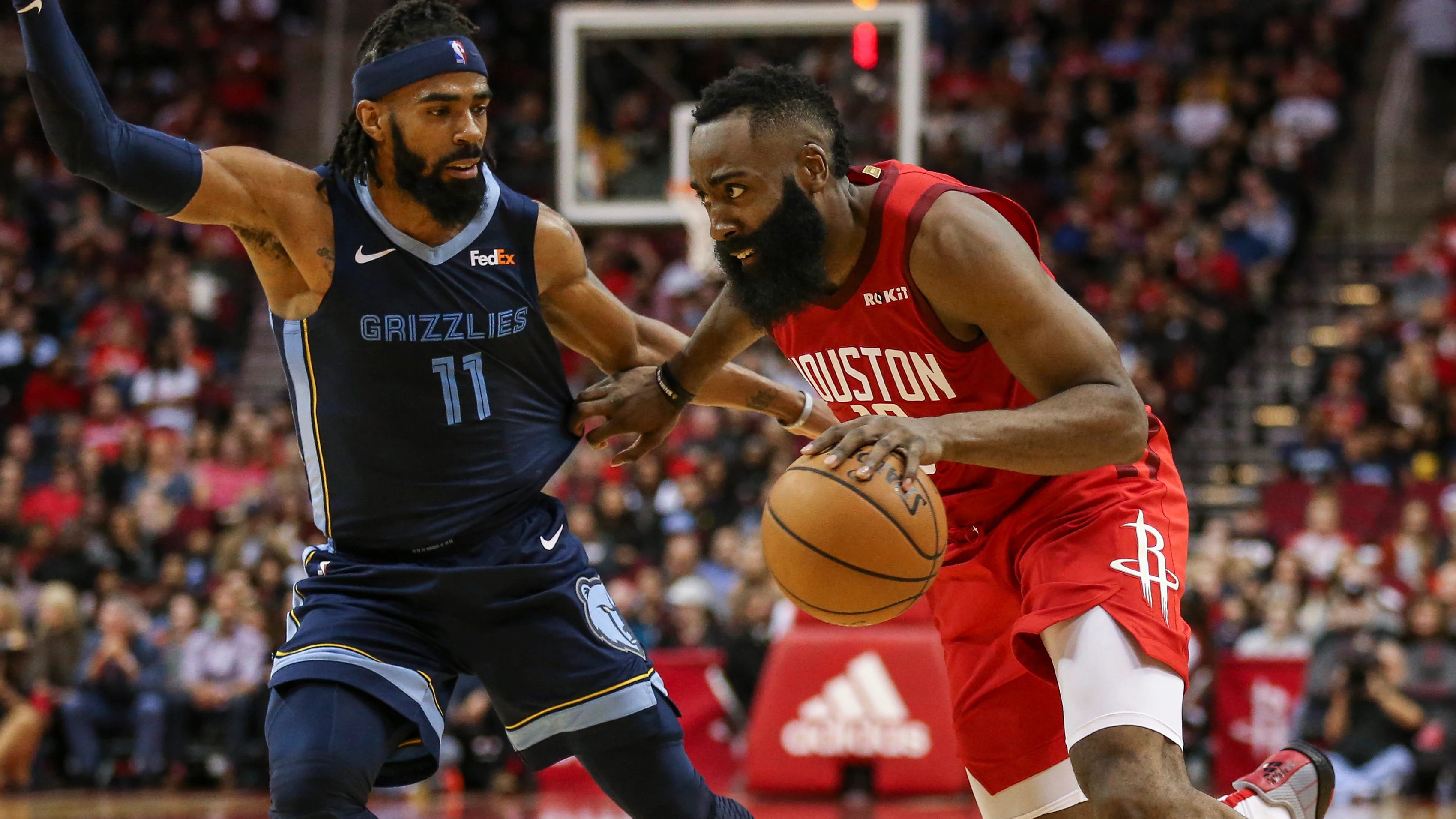 James Harden, en acción contra los Memphis Grizzlies
