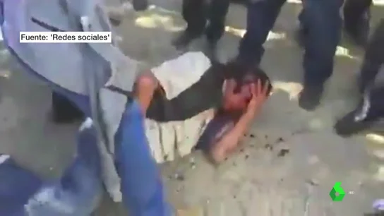 Intentan linchar al hombre que acaba de matar a tiros a un alcalde Intentan linchar al hombre que acaba de matar a tiros a un alcalde