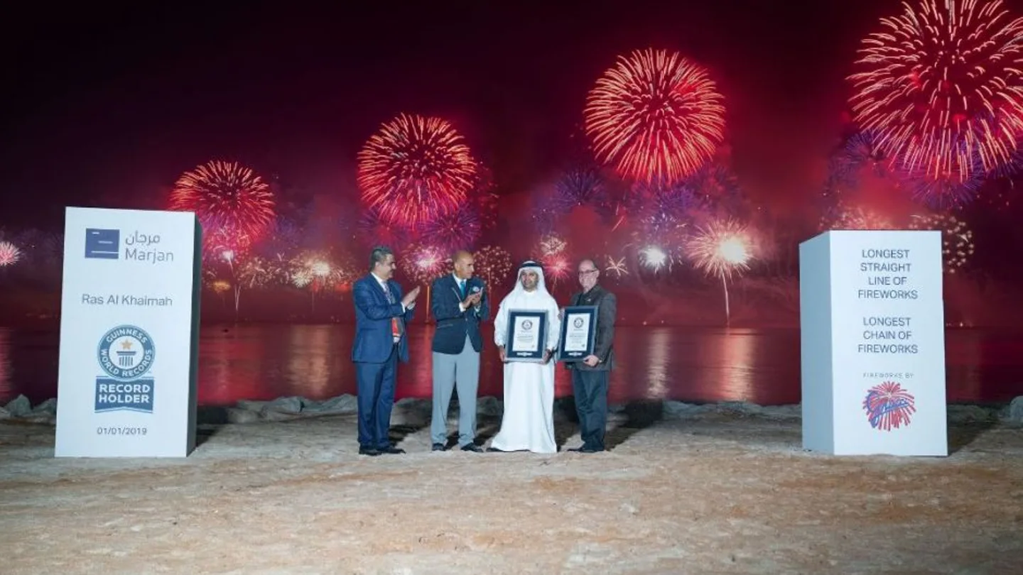 El emirato de Ras Al Khaimah recibe dos récord Guinness. El emirato de Ras Al Khaimah recibe dos récord Guinness.