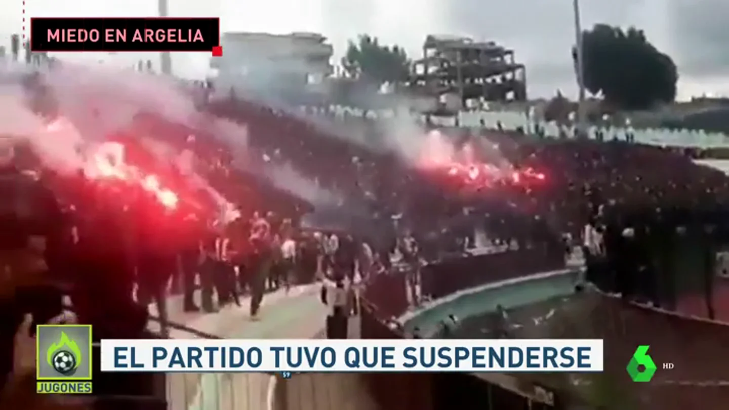 Batalla campal entre aficionados y policía en Argelia: hay más de 60 heridos Batalla campal entre aficionados y policía en Argelia: hay más de 60 heridos