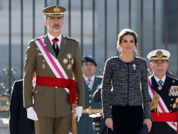 El rey Felipe VI junto a la reina Letizia El rey Felipe VI junto a la reina Letizia