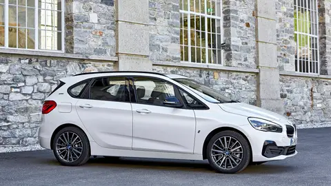 BMW 225xe iPerformance BMW 225xe iPerformance