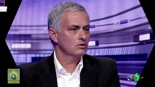 Mourinho sigue presumiendo de su Liga con el Real Madrid: "Para hacer 100 puntos hay que ganar muchos partidos" Mourinho sigue presumiendo de su Liga con el Real Madrid: "Para hacer 100 puntos hay que ganar muchos partidos"