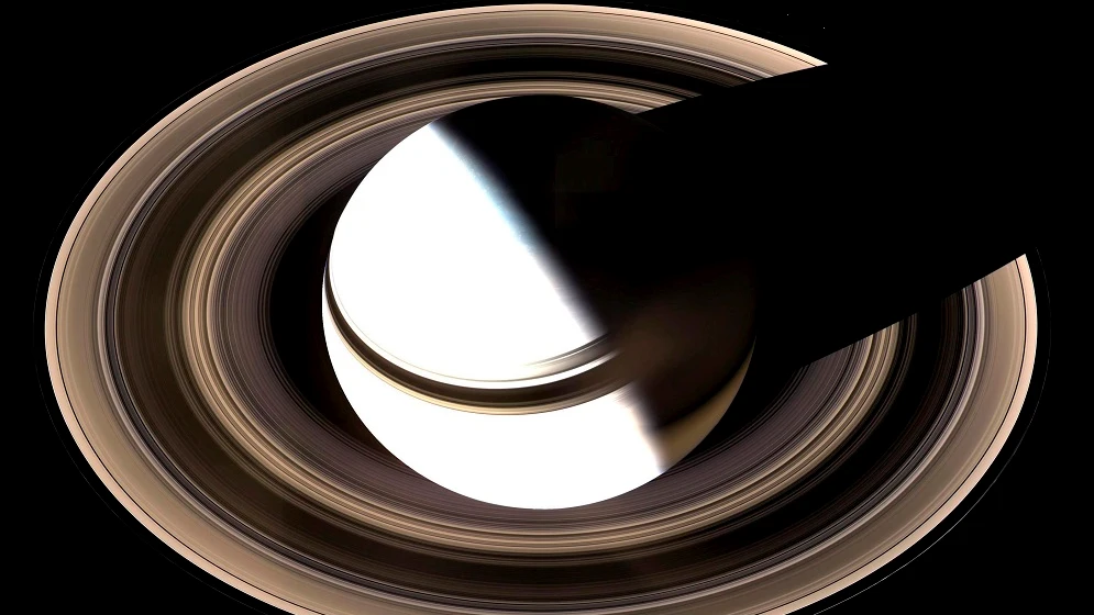 Imagen cedida por la NASA en marzo de 2007 en la que se registró al planeta Saturno fotografiado desde la sonda espacial 'Cassini'