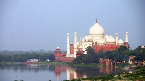 Taj Mahal, Agra, India Así es el Taj Mahal, una de las 7 maravillas del mundo moderno