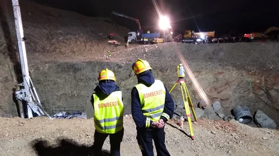 El rescate complica El rescate complica