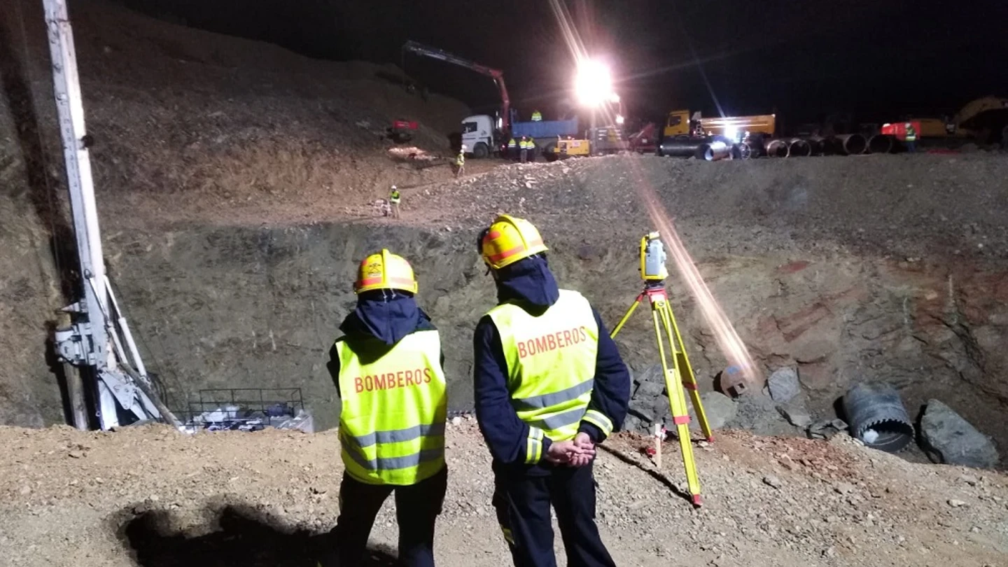 El rescate complica El rescate complica