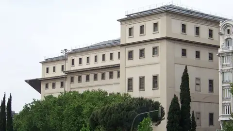 Museo Reina Sofía, Madrid Tres de los fantasmas más famosos de Madrid y las casas en las que habitan