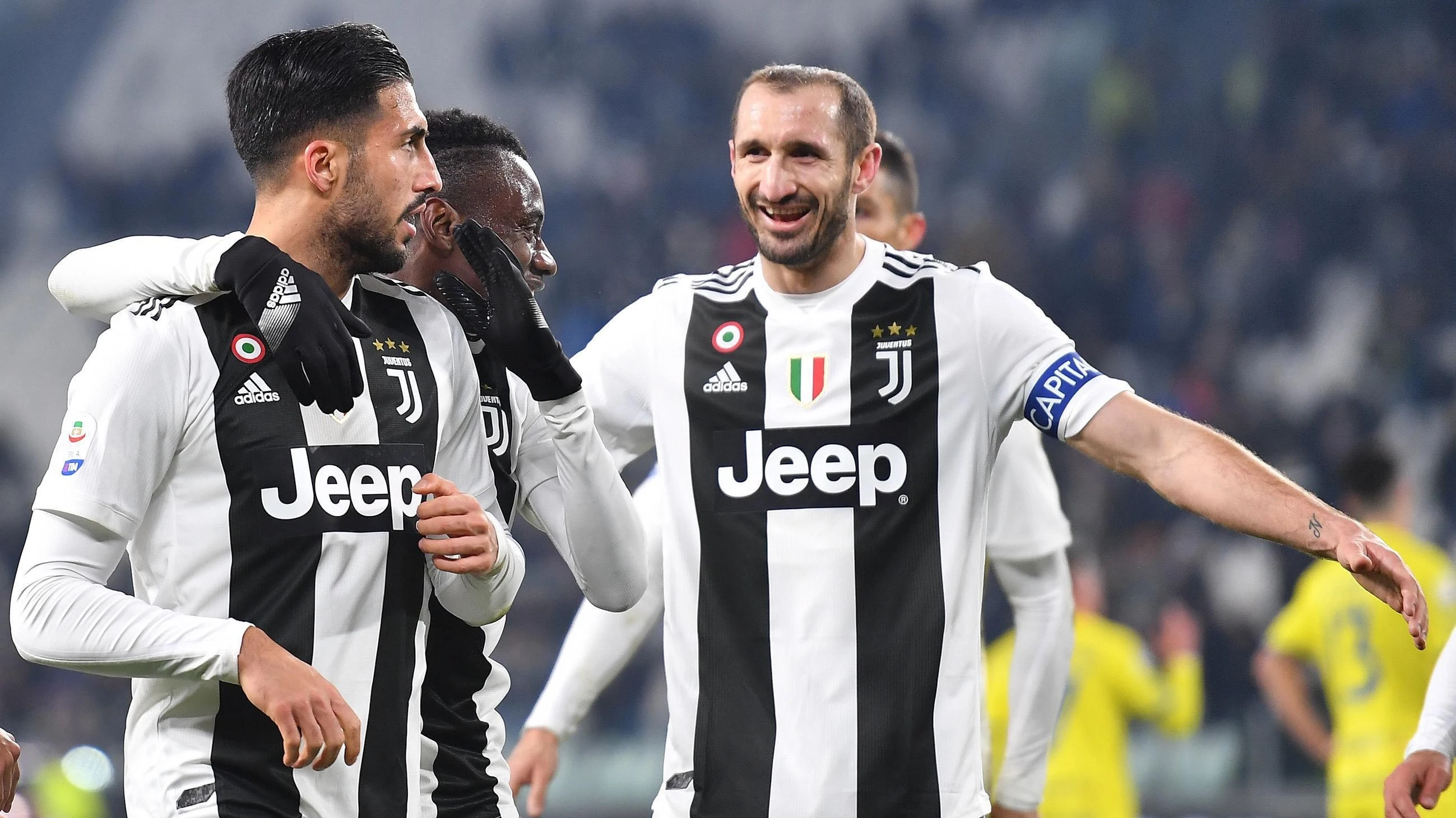 Los jugadores de la Juventus celebran un gol ante el Chievo