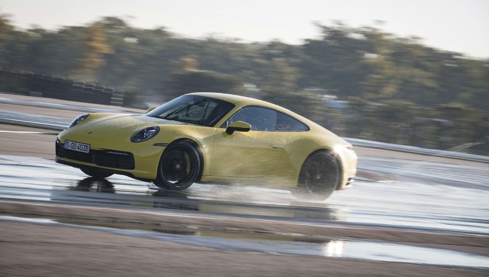 Porsche estrena el “Modo Mojado”, ¿en qué consiste?