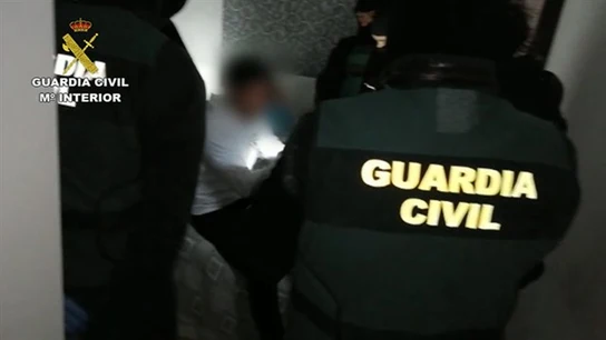 La Guardia Civil detiene a un hombre en Getafe. La Guardia Civil detiene a un hombre en Getafe.