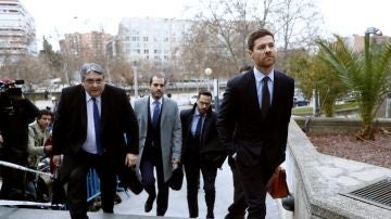 Xabi Alonso, a su llegada a la Audiencia Provincial de Madrid