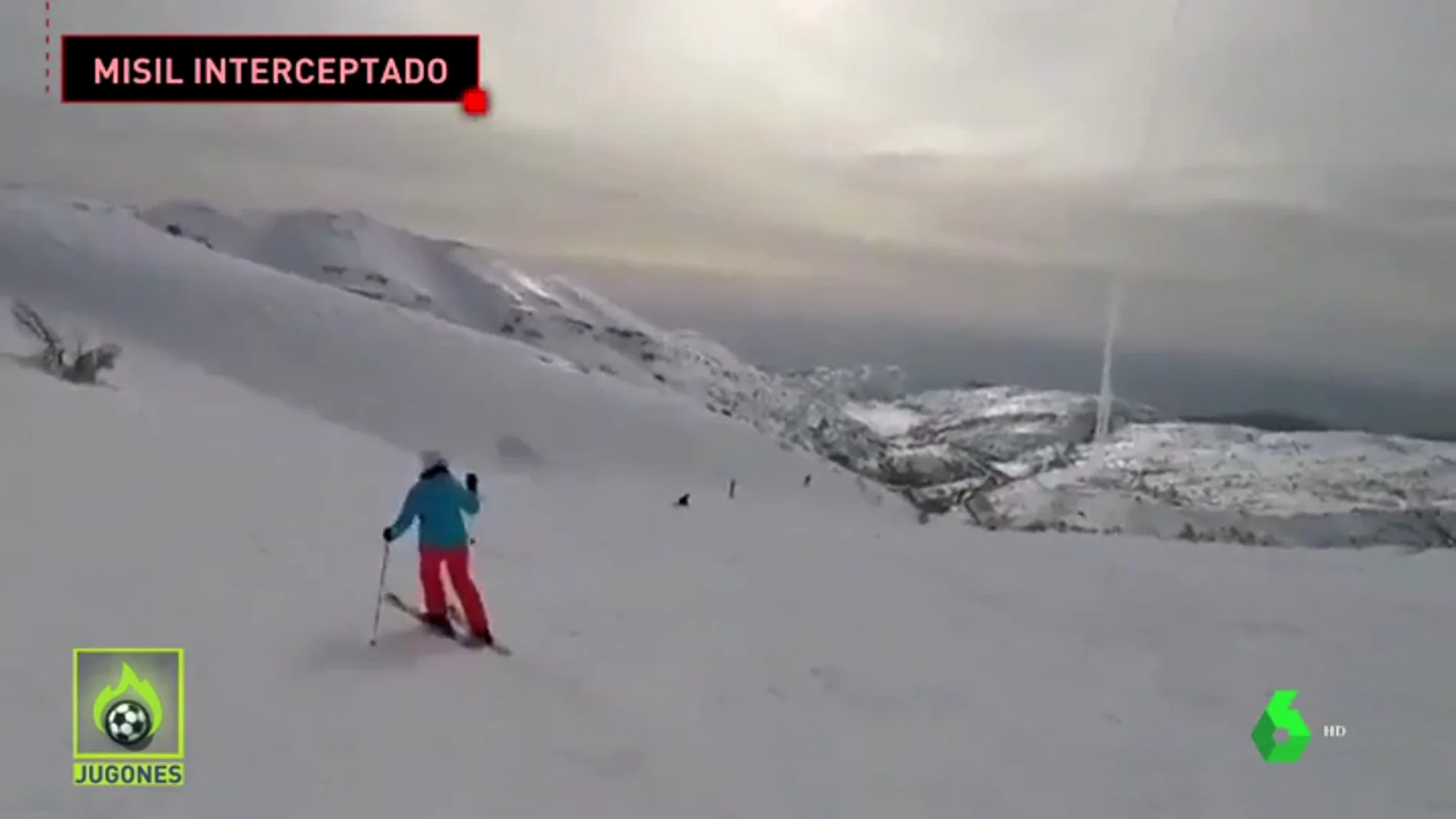 Unos esquiadores graban el lanzamiento de un misil antiaéreo israelí
