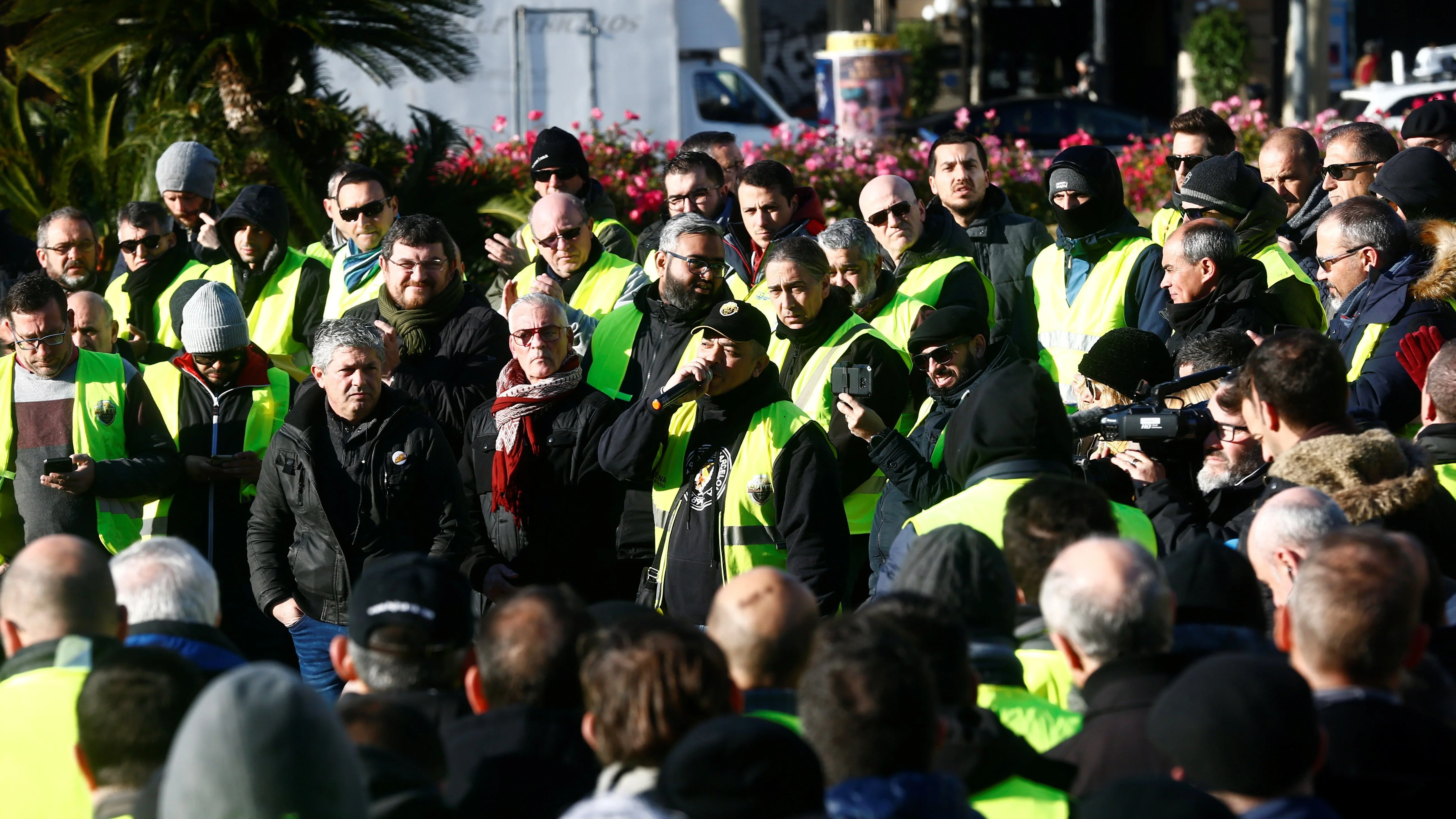 Taxistas se manifiestan en Barcelona.