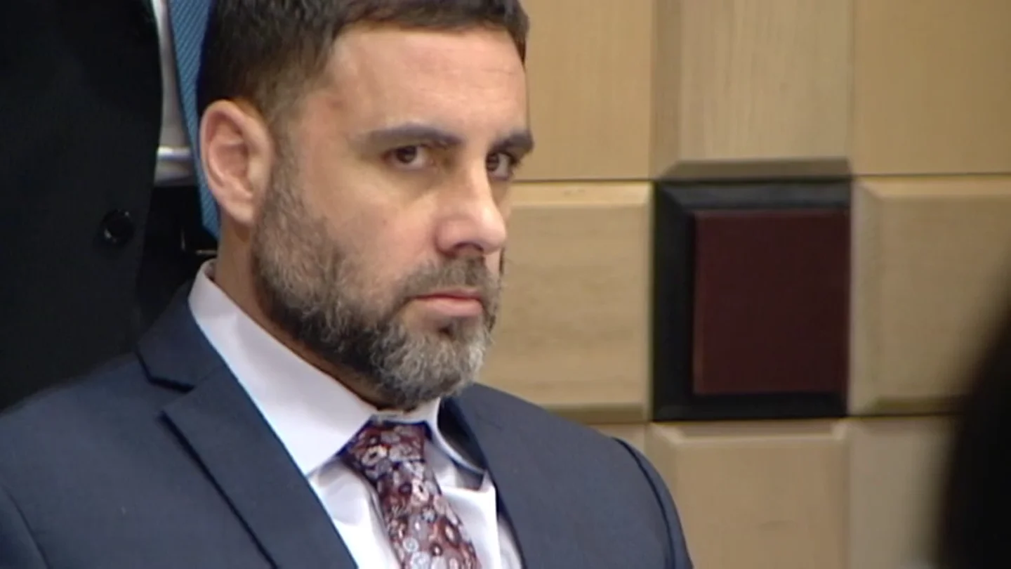 Un miembro del jurado del caso de Pablo Ibar llama al Tribunal para retractarse de su decisión de la culpabilidad del español Un miembro del jurado del caso de Pablo Ibar llama al Tribunal para retractarse de su decisión de la culpabilidad del español