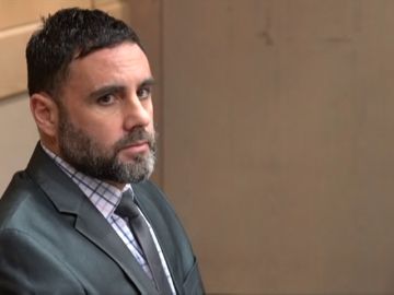 Un miembro del jurado del caso de Pablo Ibar llama al Tribunal para retractarse de su decisión de la culpabilidad del español Un miembro del jurado del caso de Pablo Ibar llama al Tribunal para retractarse de su decisión de la culpabilidad del español