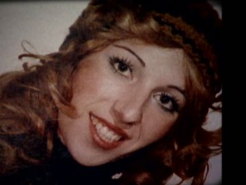 El asesinato de la transexual Sonia Rescalvo a manos de skin: recordamos el crimen que generó una "inflexión en la mentalidad" de la ciudadanía El asesinato de la transexual Sonia Rescalvo a manos de skin: recordamos el crimen que generó una "inflexión en la mentalidad" de la ciudadanía