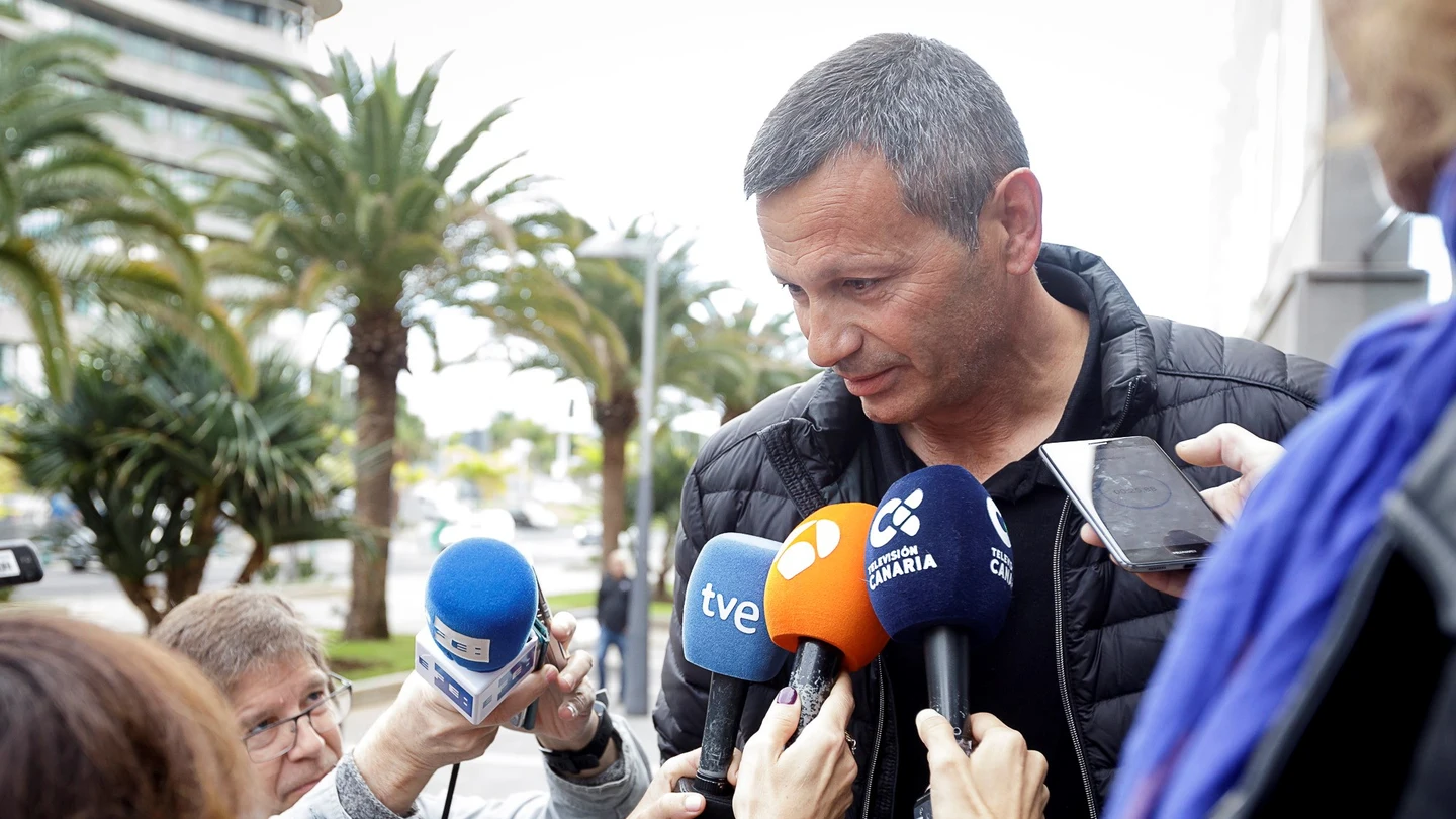 Antonio Peñalver habla ante los medios de comunicación Antonio Peñalver habla ante los medios de comunicación