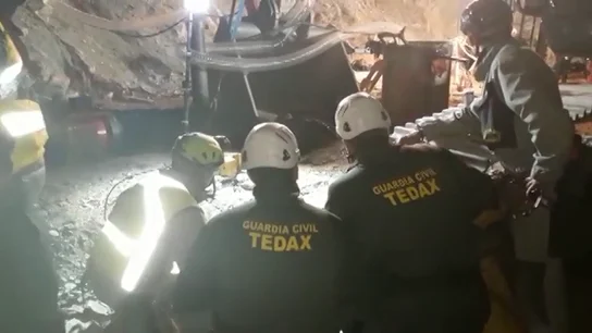 El vídeo de la cuarta microvoladura de los TEDAX en el túnel por el que los mineros tratan de llegar hasta Julen El vídeo de la cuarta microvoladura de los TEDAX en el túnel por el que los mineros tratan de llegar hasta Julen