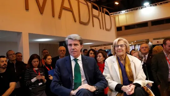 Ángel Garrido y Manuela Carmena en Fitur Ángel Garrido y Manuela Carmena en Fitur