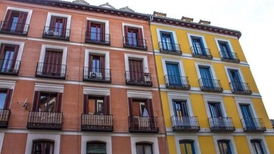 laSexta Noticias 14:00 (01-03-19) El Gobierno limita la subida anual de los alquileres al IPC y renuncia a bonificar el 80% del IBI laSexta Noticias 14:00 (01-03-19) El Gobierno limita la subida anual de los alquileres al IPC y renuncia a bonificar el 80% del IBI