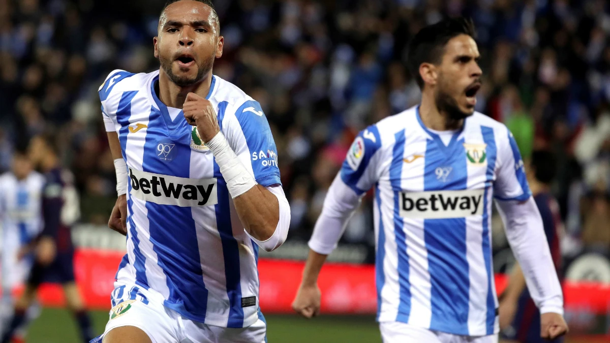 En-Nesyri celebra un gol