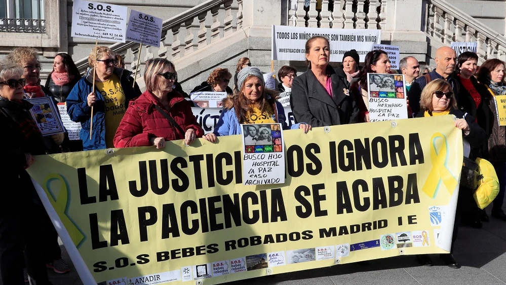 Imagen de la manifestación estatal de víctimas por el robo de bebés en Madrid