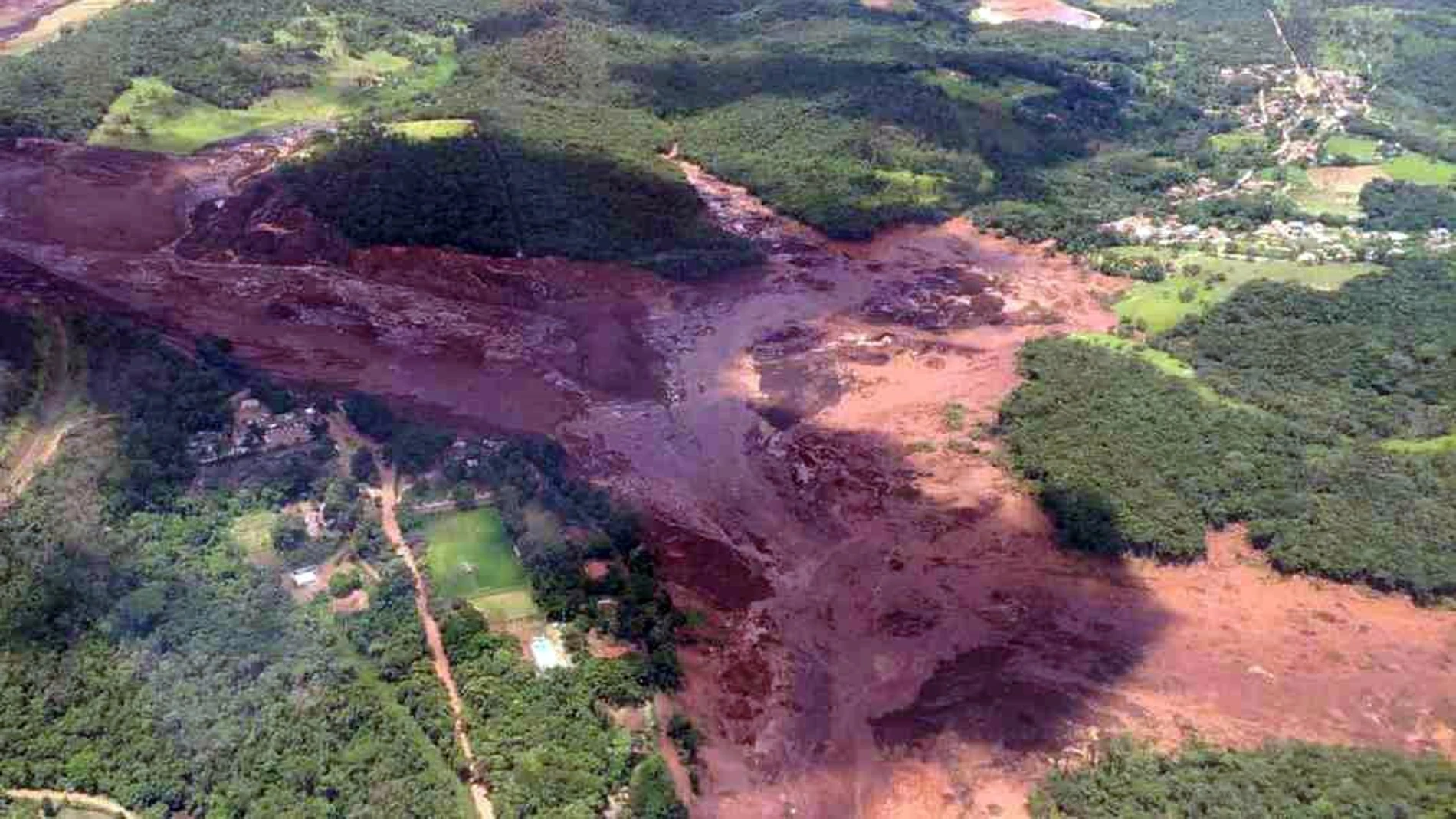 Rotura de una presa en Brasil