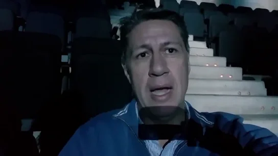 Albiol denuncia que un grupo de independentistas le ha insultado cuando estaba con su hija en un espectáculo infantil: "Le han hecho llorar" Albiol denuncia que un grupo de independentistas le ha insultado cuando estaba con su hija en un espectáculo infantil: "Le han hecho llorar"